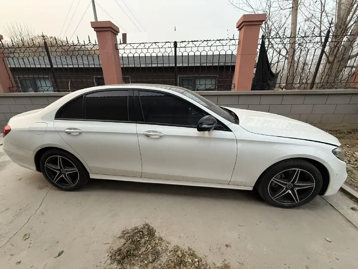 2020 Mercedes-Benz E Class 1.5T 184HP L4 9AT,autocango,china used car exporter,china ev exporter,chinese used car exporter,chinese used ev exporter