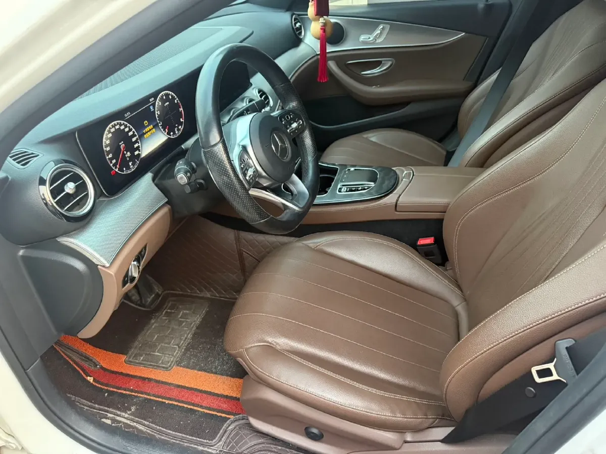 2020 Mercedes-Benz E Class 1.5T 184HP L4 9AT,autocango,china used car exporter,china ev exporter,chinese used car exporter,chinese used ev exporter