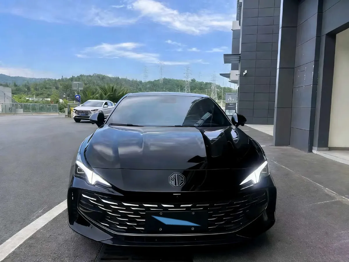2023 MG 7 2.0T 261HP L4 9AT,autocango,china used car exporter,china ev exporter,chinese used car exporter,chinese used ev exporter