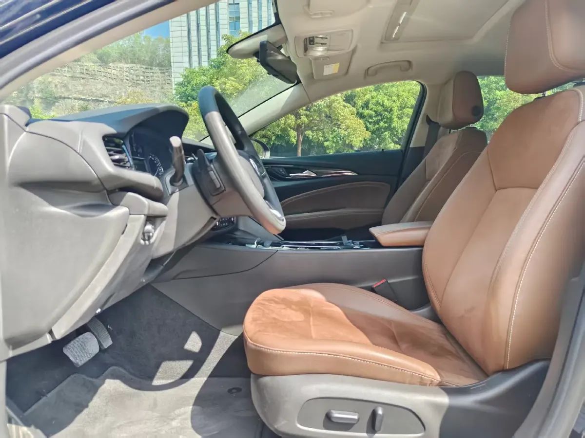 2020 Buick Regal 1.5T 169HP L4 9AT,autocango,china used car exporter,china ev exporter,chinese used car exporter,chinese used ev exporter