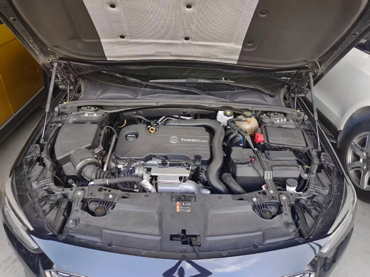 2020 Buick Regal 1.5T 169HP L4 9AT,autocango,china used car exporter,china ev exporter,chinese used car exporter,chinese used ev exporter