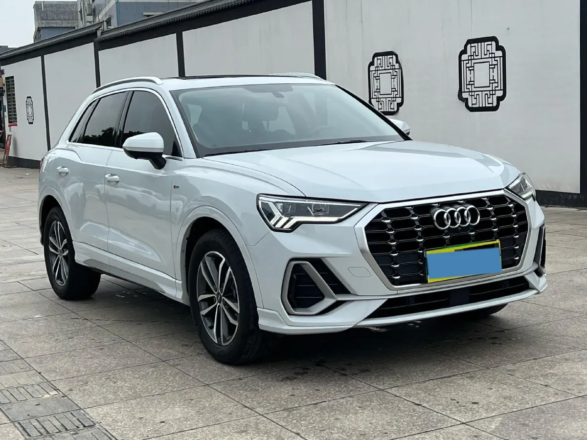 2021 Audi Q3 1.4T 150HP L4 7DCT,autocango,china used car exporter,china ev exporter,chinese used car exporter,chinese used ev exporter