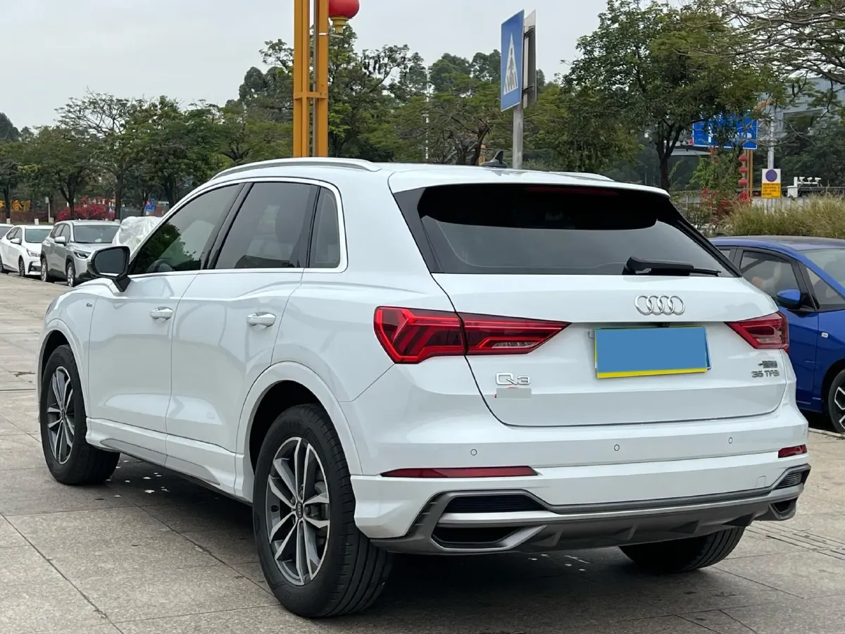2021 Audi Q3 1.4T 150HP L4 7DCT,autocango,china used car exporter,china ev exporter,chinese used car exporter,chinese used ev exporter