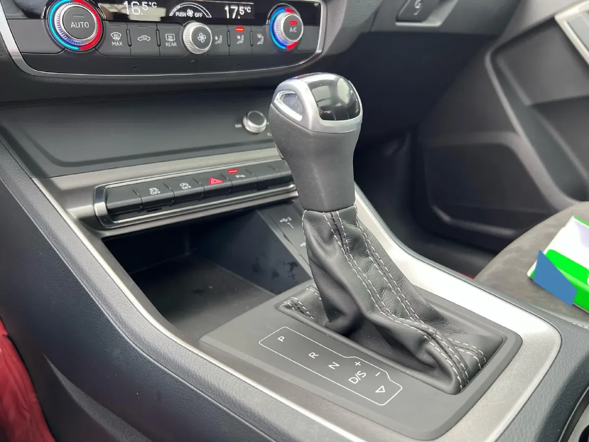 2021 Audi Q3 1.4T 150HP L4 7DCT,autocango,china used car exporter,china ev exporter,chinese used car exporter,chinese used ev exporter