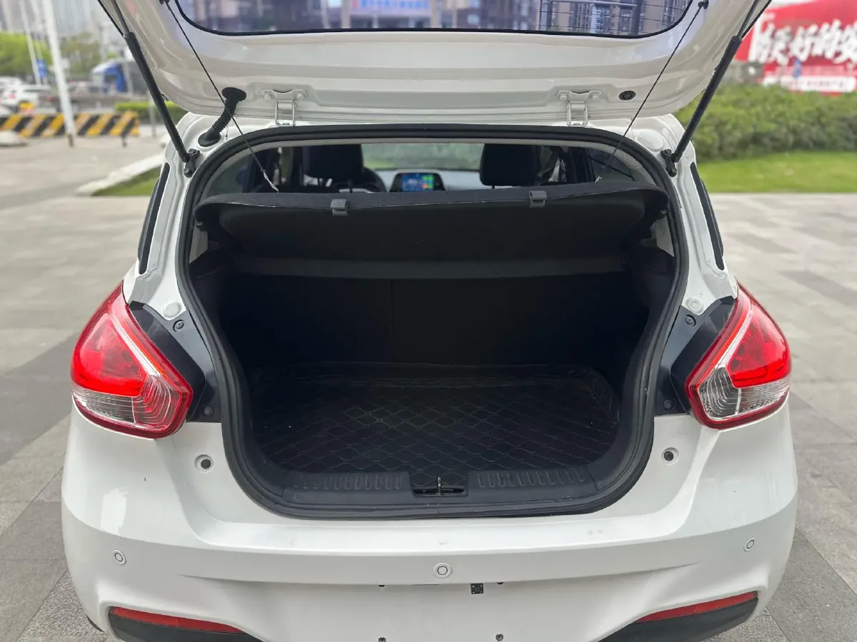 2017 Karry K50 1.5L 109HP L4 5MT,autocango,china used car exporter,china ev exporter,chinese used car exporter,chinese used ev exporter