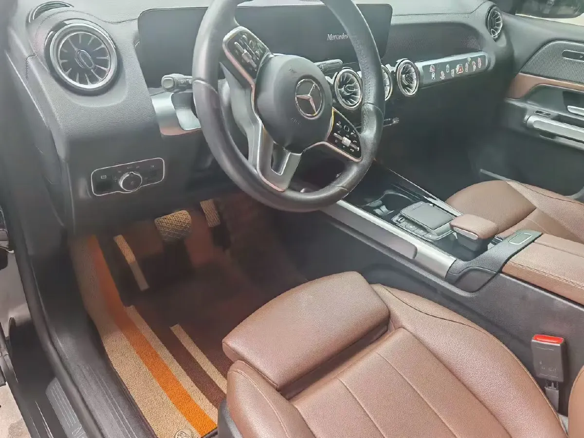 2022 Mercedes-Benz GLB Class 2.0T 190HP L4 8DCT,autocango,china used car exporter,china ev exporter,chinese used car exporter,chinese used ev exporter