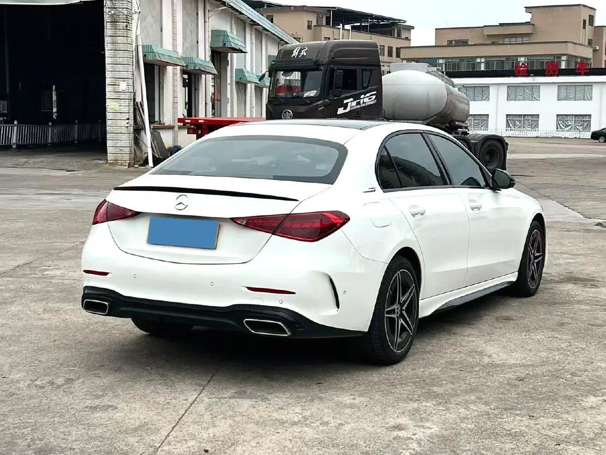 2025 Mercedes-Benz C Class 1.5T 204HP L4 9AT,autocango,china used car exporter,china ev exporter,chinese used car exporter,chinese used ev exporter