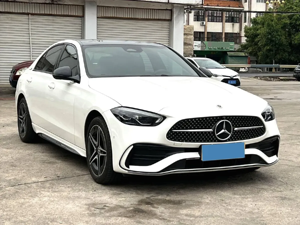 2025 Mercedes-Benz C Class 1.5T 204HP L4 9AT,autocango,china used car exporter,china ev exporter,chinese used car exporter,chinese used ev exporter