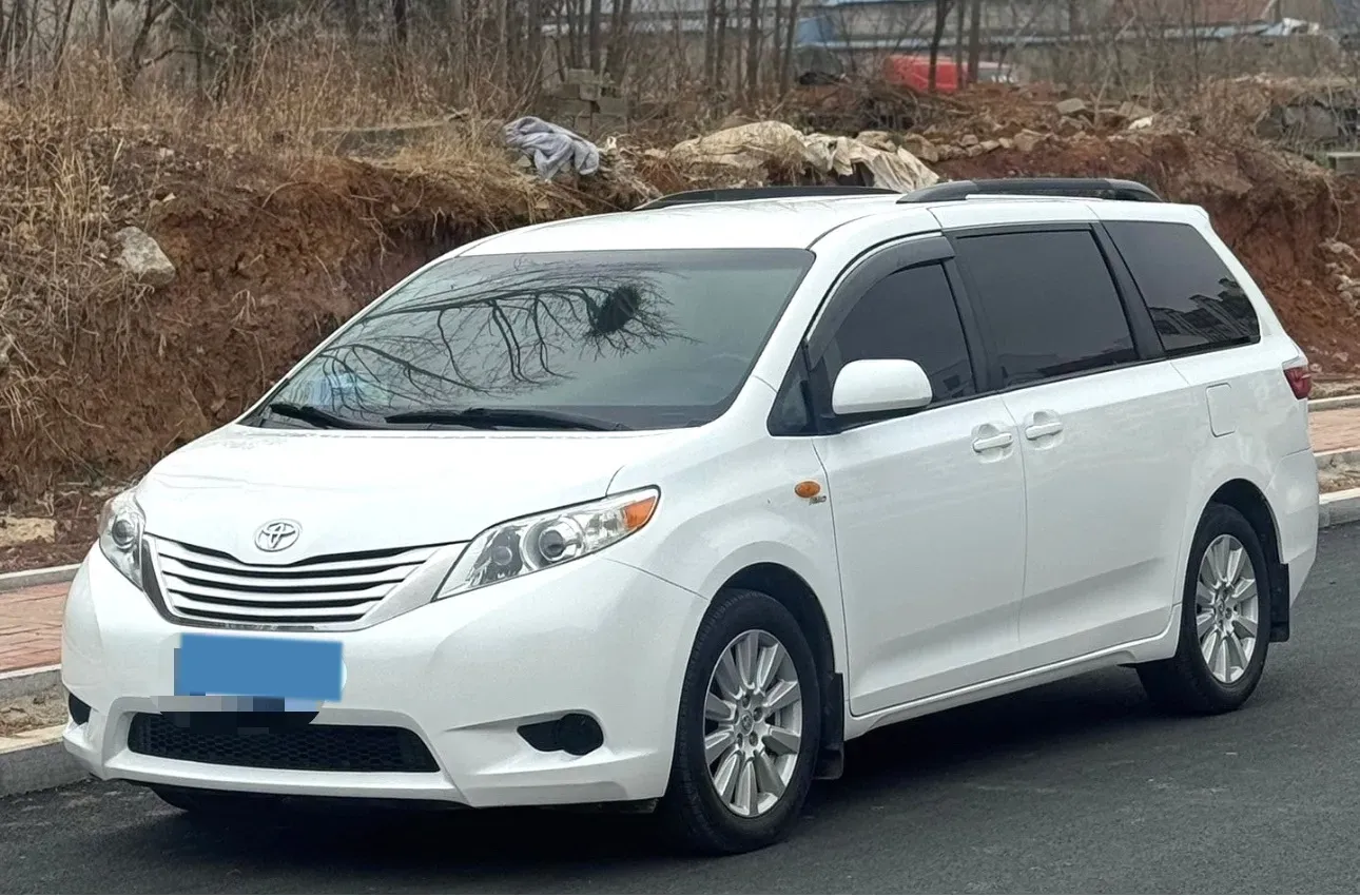 2017 Peugeot 5008 1.6T 167HP L4 6AT,autocango,china used car exporter,china ev exporter,chinese used car exporter,chinese used ev exporter