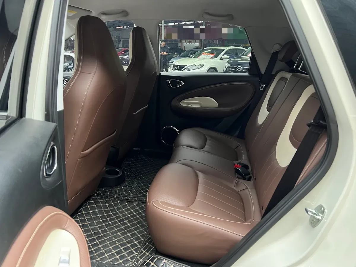 2023 WuLing BinGuo BEV 31.9KWH,autocango,china used car exporter,china ev exporter,chinese used car exporter,chinese used ev exporter