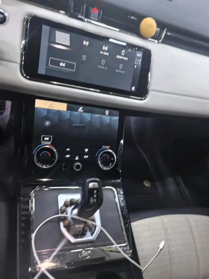 2021 Land Rover Range Rover Evoque 2.0T 249HP L4 9AT,autocango,china used car exporter,china ev exporter,chinese used car exporter,chinese used ev exporter