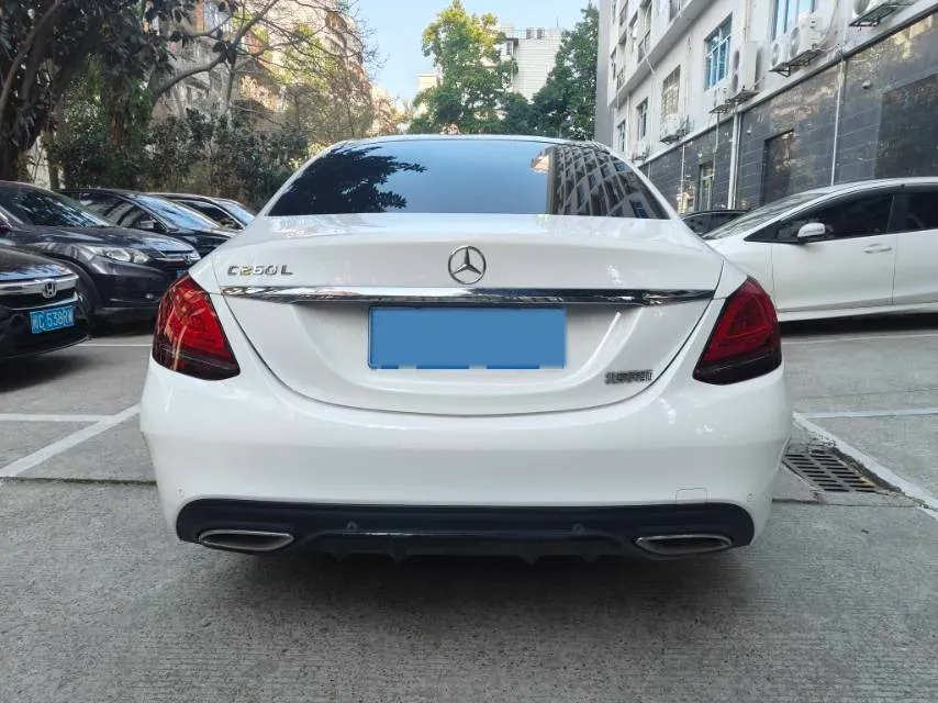 2021 Mercedes-Benz C Class 1.5T 184HP L4 9AT,autocango,china used car exporter,china ev exporter,chinese used car exporter,chinese used ev exporter