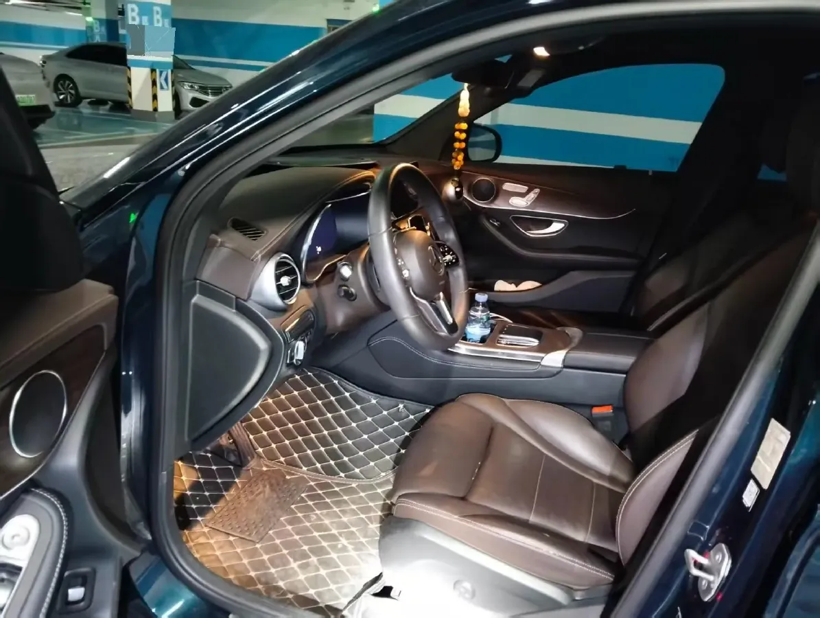 2022 Mercedes-Benz GLC Class 2.0T 258HP L4 9AT,autocango,china used car exporter,china ev exporter,chinese used car exporter,chinese used ev exporter