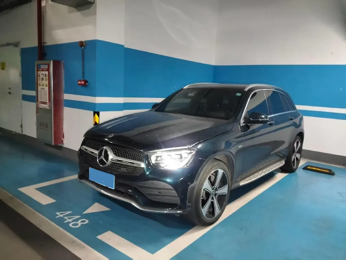 2022 Mercedes-Benz GLC Class 2.0T 258HP L4 9AT,autocango,china used car exporter,china ev exporter,chinese used car exporter,chinese used ev exporter