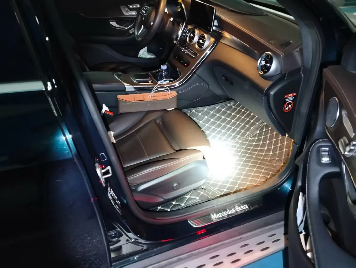 2022 Mercedes-Benz GLC Class 2.0T 258HP L4 9AT,autocango,china used car exporter,china ev exporter,chinese used car exporter,chinese used ev exporter