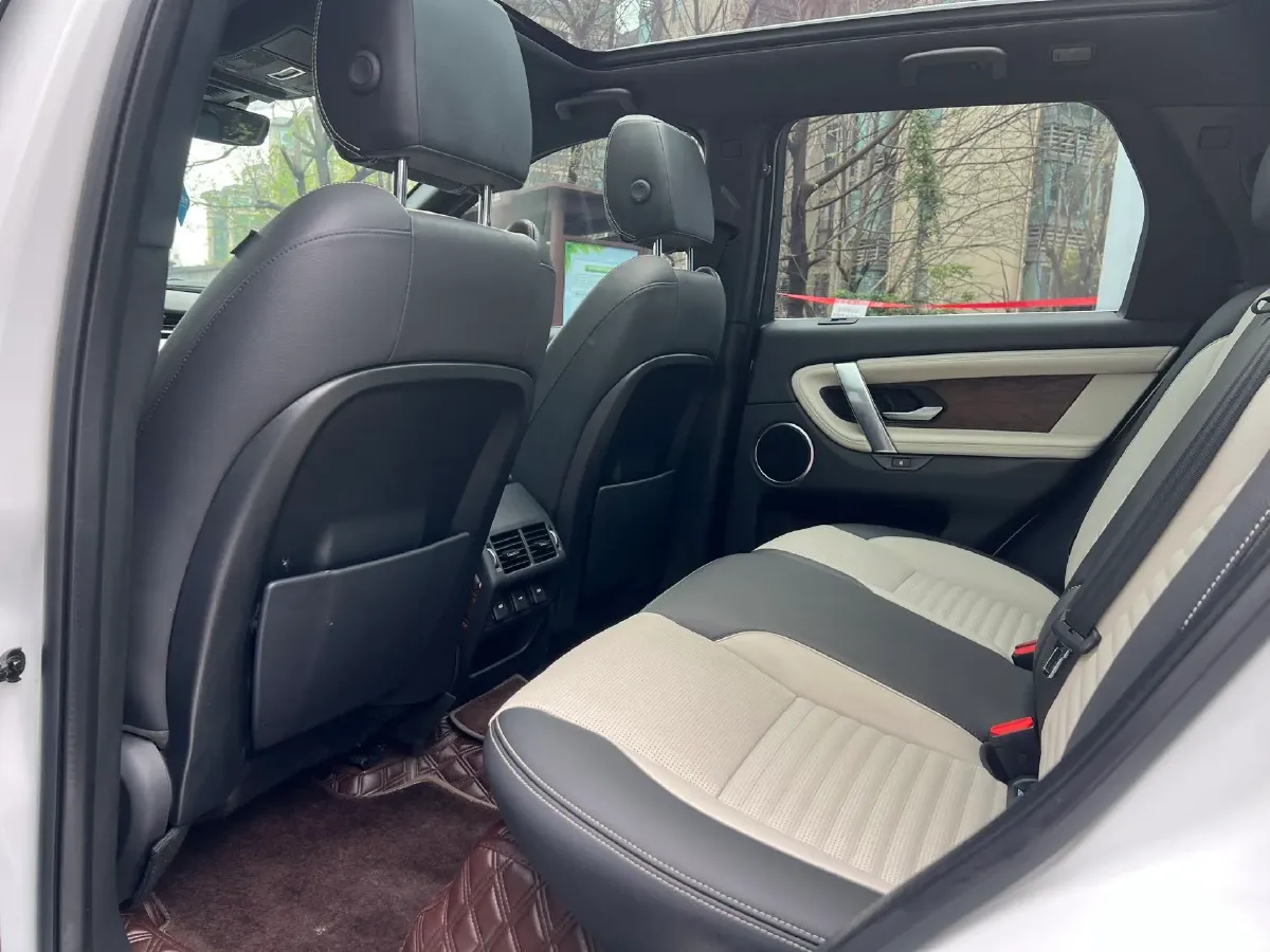 2021 Land Rover Discovery Sport 2.0T 249HP L4 9AT,autocango,china used car exporter,china ev exporter,chinese used car exporter,chinese used ev exporter