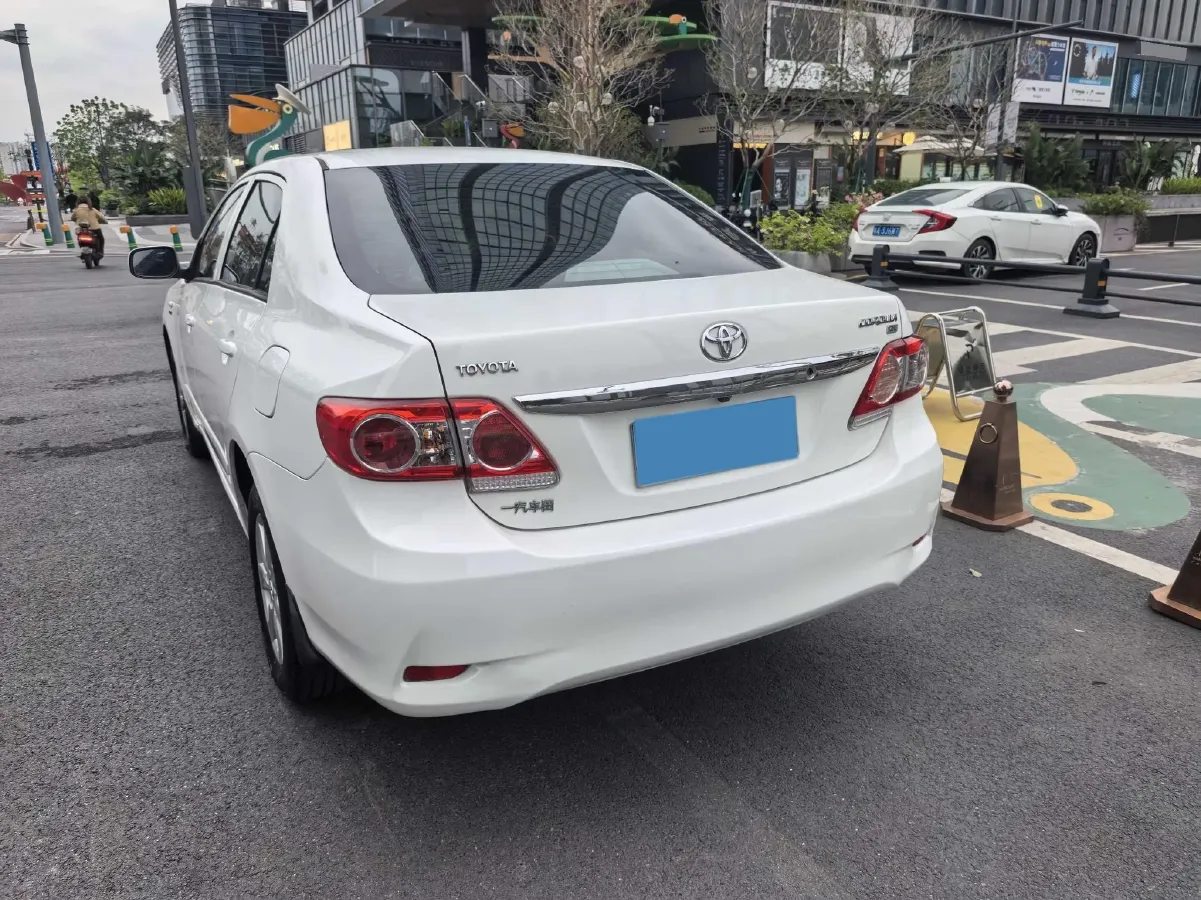 2013 Toyota Corolla 1.6L 122HP L4 4AT,autocango,china used car exporter,china ev exporter,chinese used car exporter,chinese used ev exporter