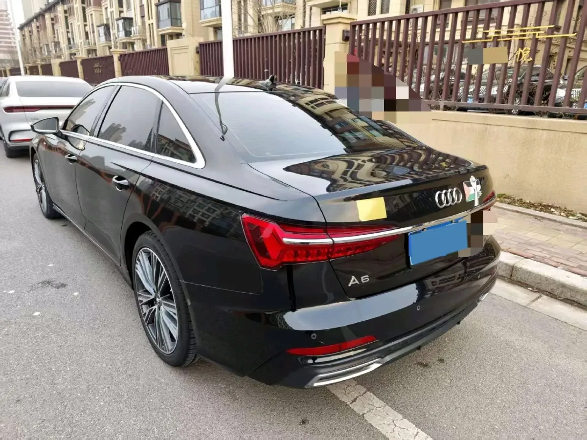 2021 Audi A6L 2.0T 224HP L4 7DCT,autocango,china used car exporter,china ev exporter,chinese used car exporter,chinese used ev exporter