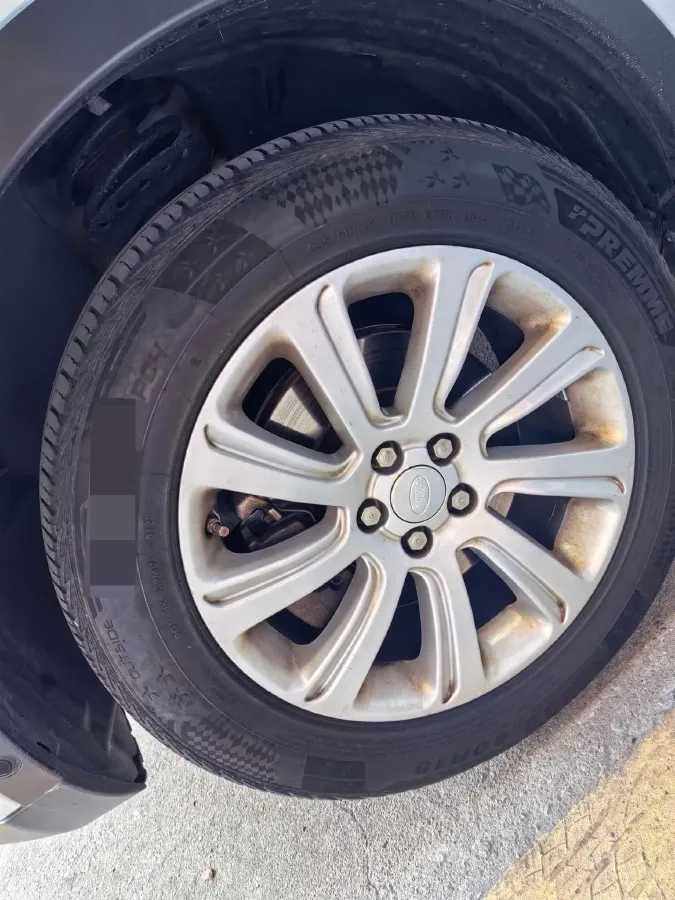 2018 Land Rover Discovery Sport 2.0T 241HP L4 9AT,autocango,china used car exporter,china ev exporter,chinese used car exporter,chinese used ev exporter