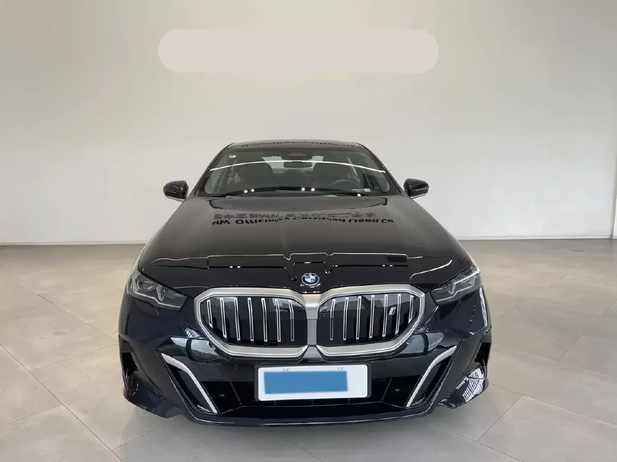 2025 BMW i5 BEV 96.96KWH,autocango,china used car exporter,china ev exporter,chinese used car exporter,chinese used ev exporter