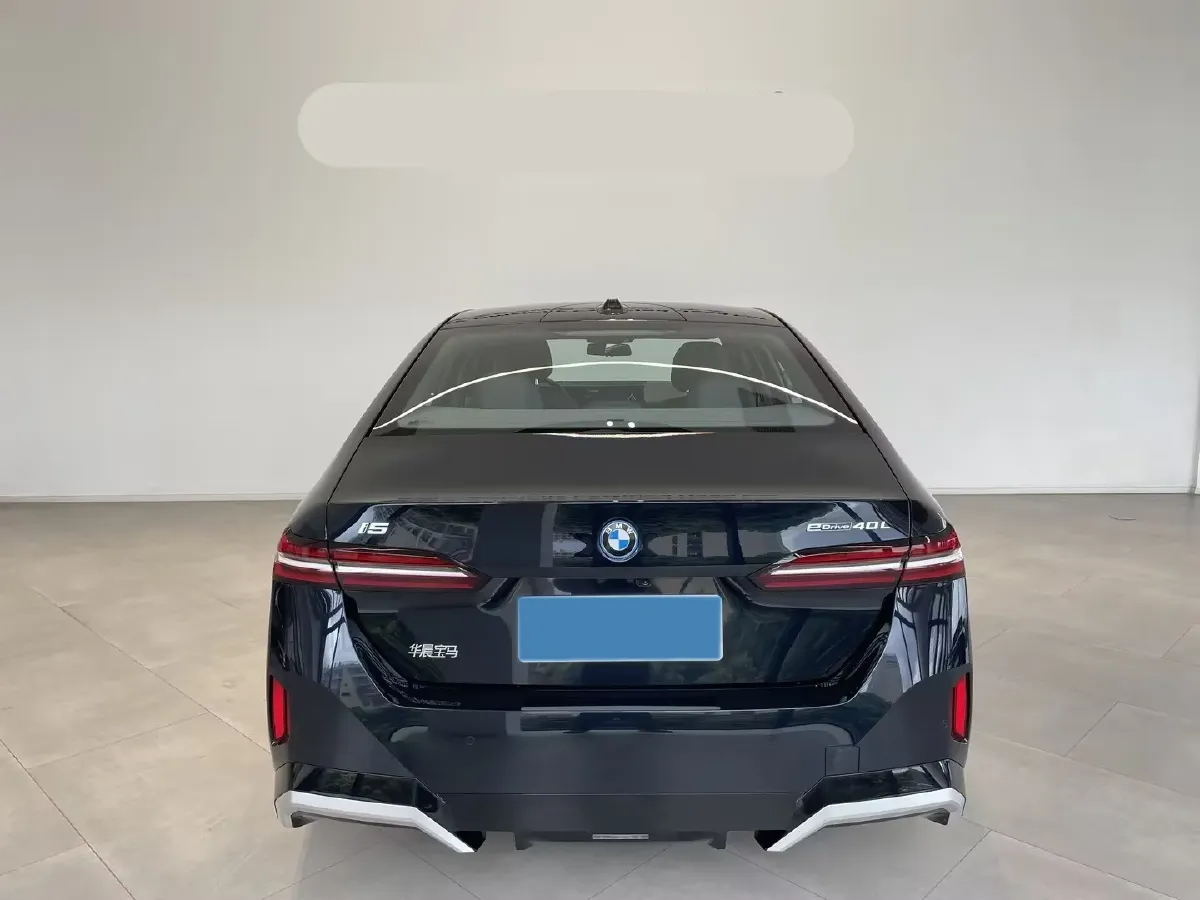 2025 BMW i5 BEV 96.96KWH,autocango,china used car exporter,china ev exporter,chinese used car exporter,chinese used ev exporter