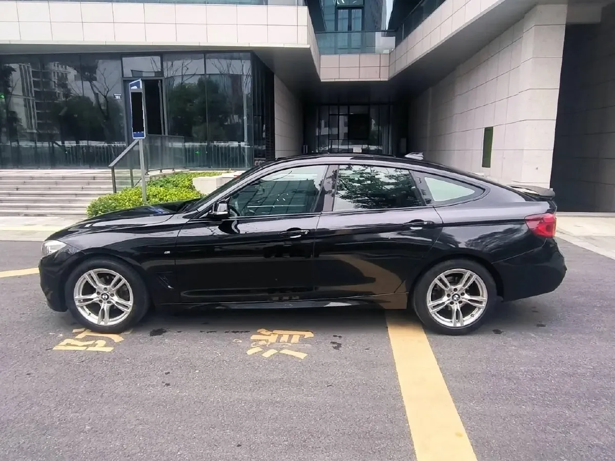 2019 BMW 3 Series GT 2.0T 184HP L4 8AT,autocango,china used car exporter,china ev exporter,chinese used car exporter,chinese used ev exporter