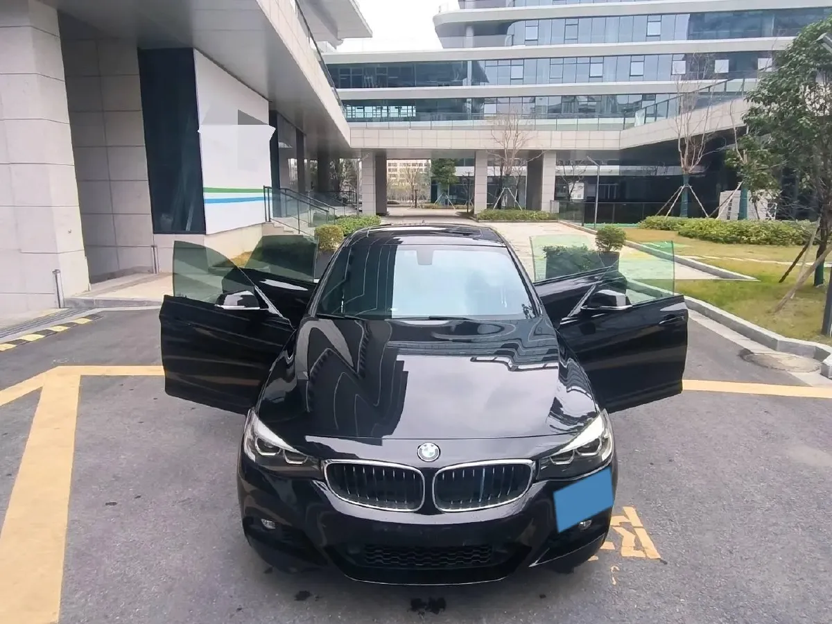 2019 BMW 3 Series GT 2.0T 184HP L4 8AT,autocango,china used car exporter,china ev exporter,chinese used car exporter,chinese used ev exporter
