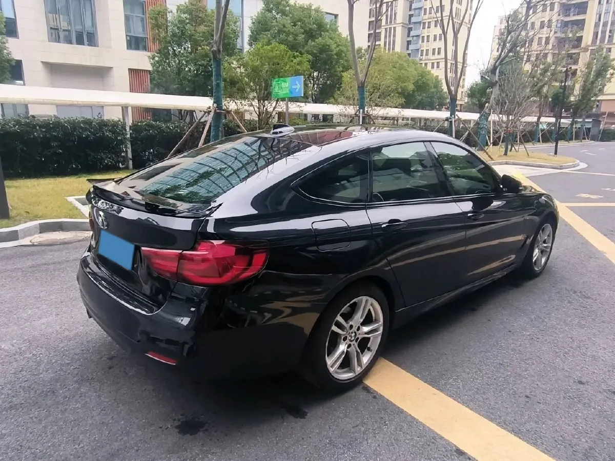 2019 BMW 3 Series GT 2.0T 184HP L4 8AT,autocango,china used car exporter,china ev exporter,chinese used car exporter,chinese used ev exporter