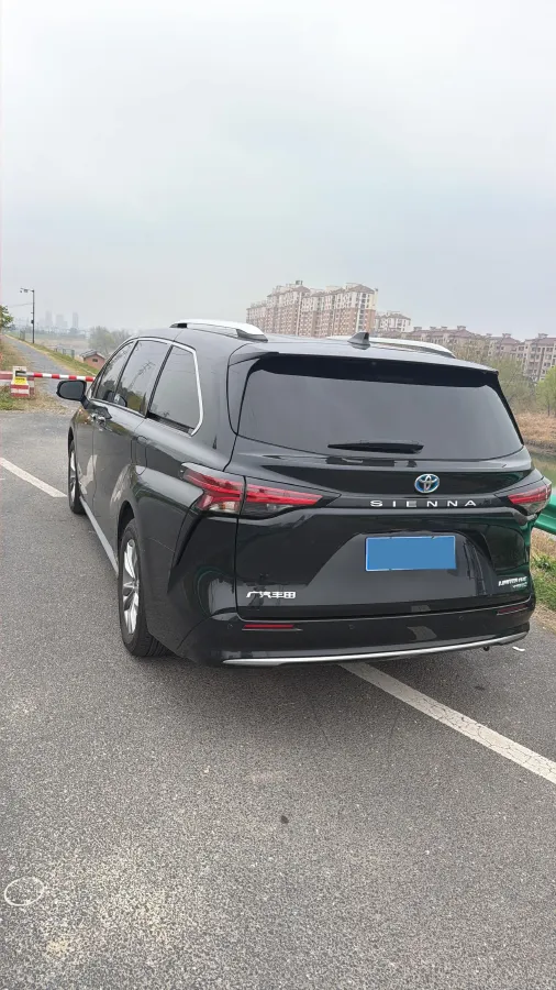 2021 Toyota Sienna 2.5L 192HP L4 E-CVT Hybrid,autocango,china used car exporter,china ev exporter,chinese used car exporter,chinese used ev exporter