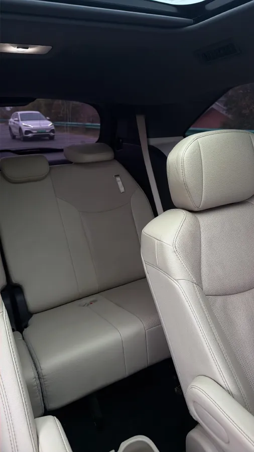 2021 Toyota Sienna 2.5L 192HP L4 E-CVT Hybrid,autocango,china used car exporter,china ev exporter,chinese used car exporter,chinese used ev exporter