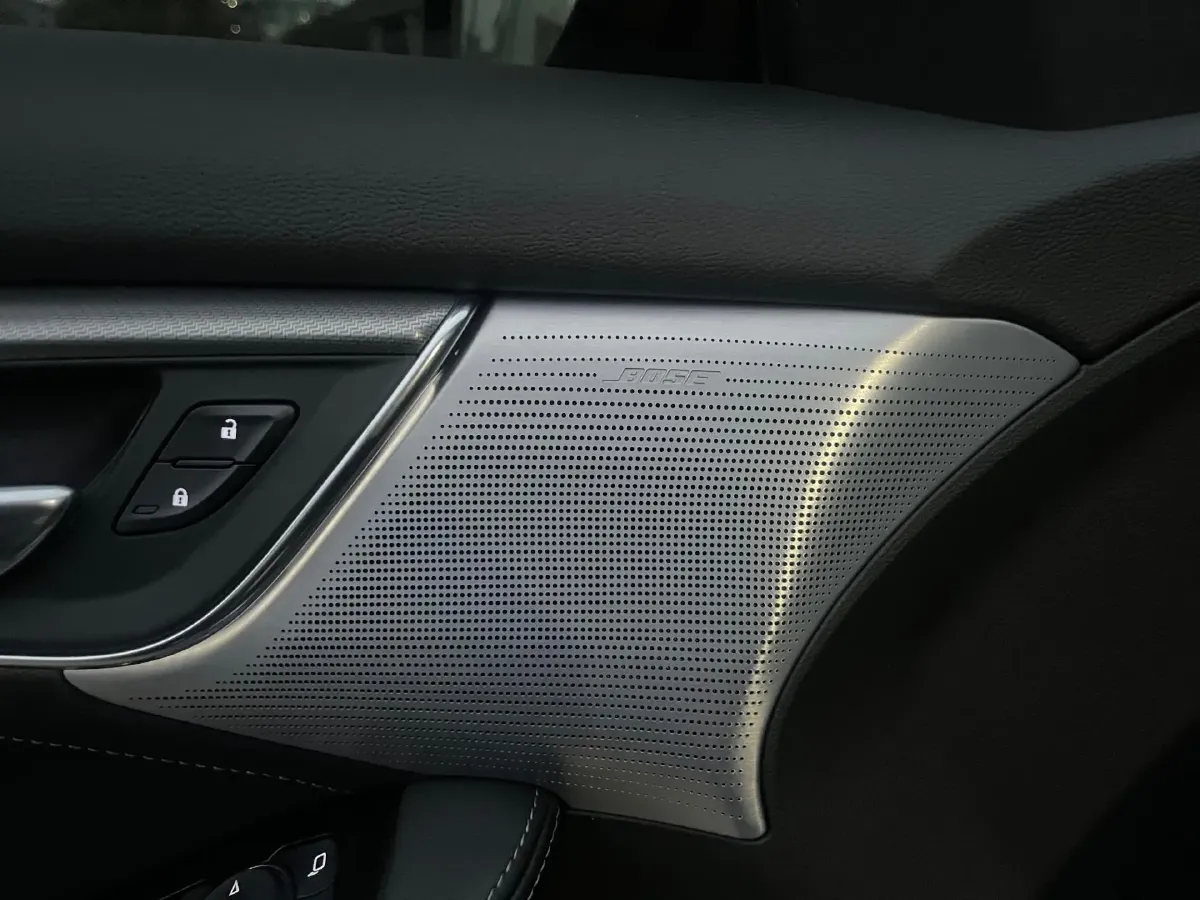 2023 Cadillac CT5 2.0T 237HP L4 10AT,autocango,china used car exporter,china ev exporter,chinese used car exporter,chinese used ev exporter