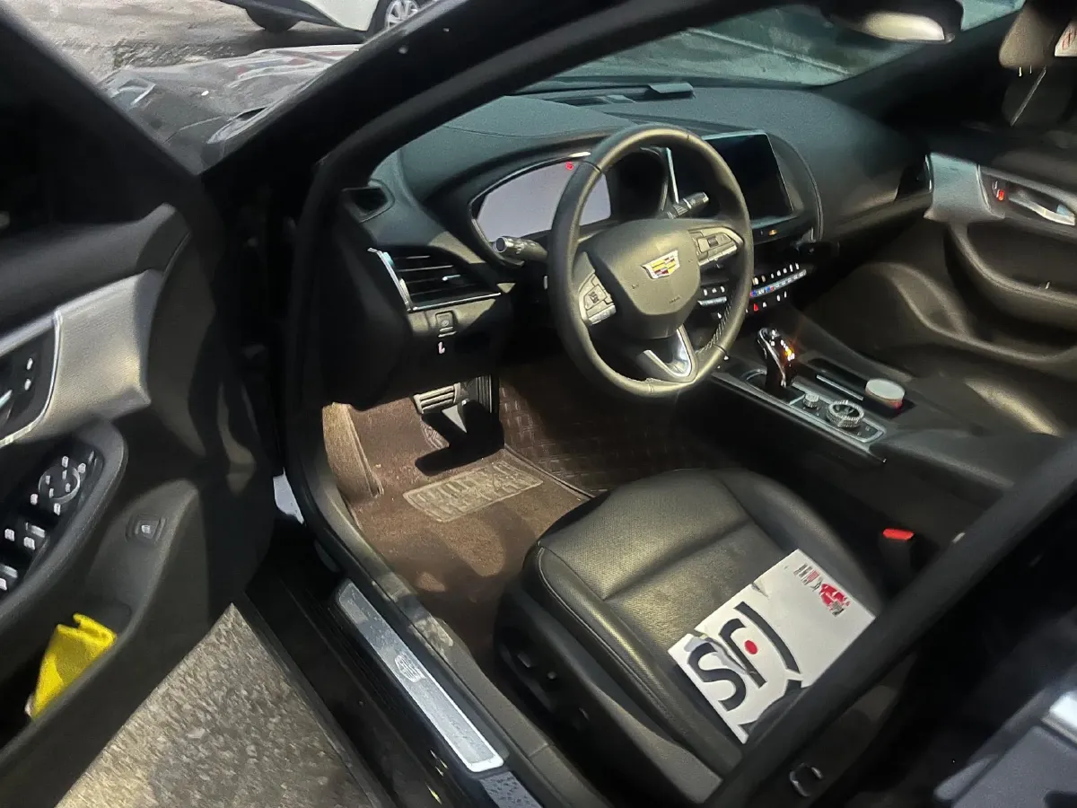 2023 Cadillac CT5 2.0T 237HP L4 10AT,autocango,china used car exporter,china ev exporter,chinese used car exporter,chinese used ev exporter