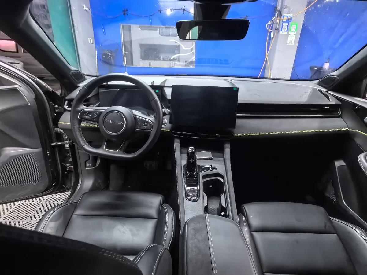 2023 Haval H5 2.0T 224HP L4 8AT,autocango,china used car exporter,china ev exporter,chinese used car exporter,chinese used ev exporter