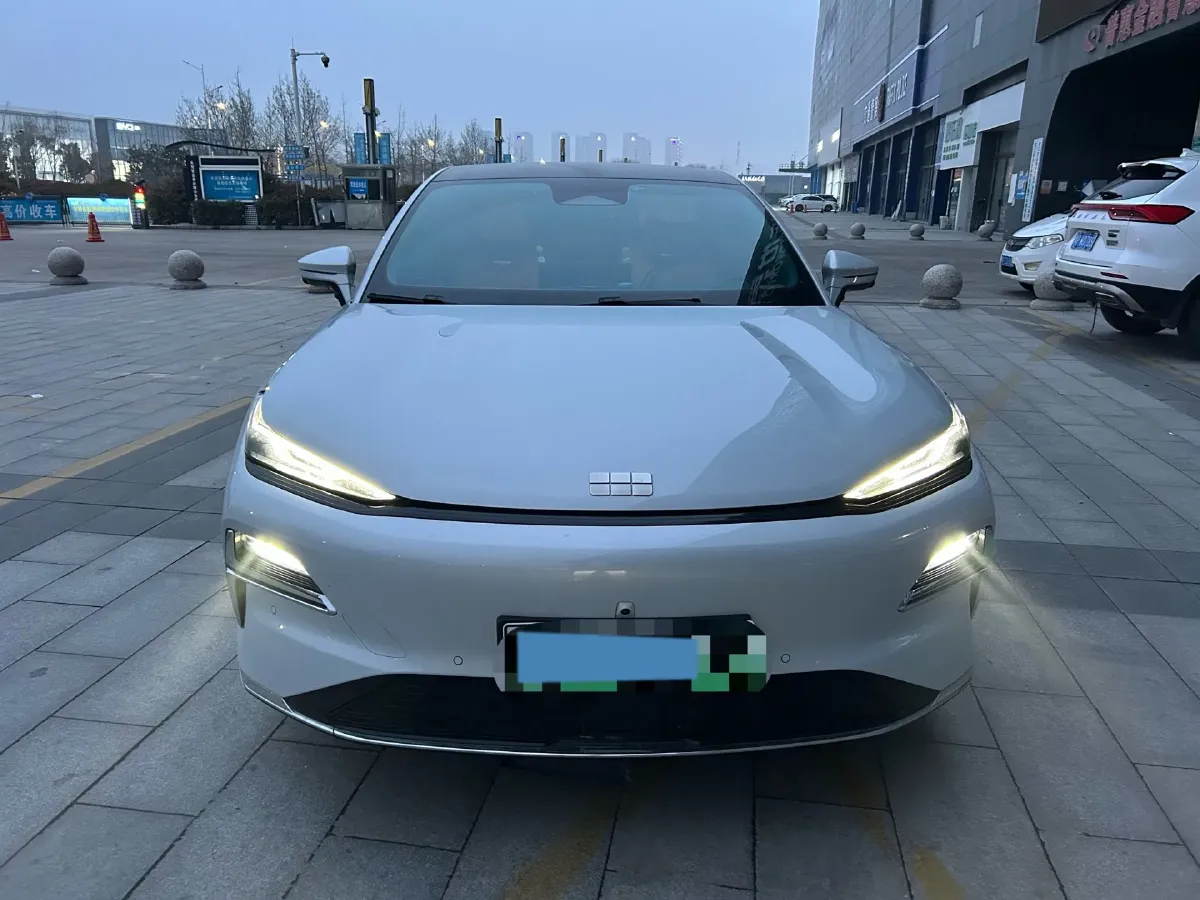 2025 Geely Galaxy Starshine 8 1.5L 112HP L4 1DHT PHEV,autocango,china used car exporter,china ev exporter,chinese used car exporter,chinese used ev exporter