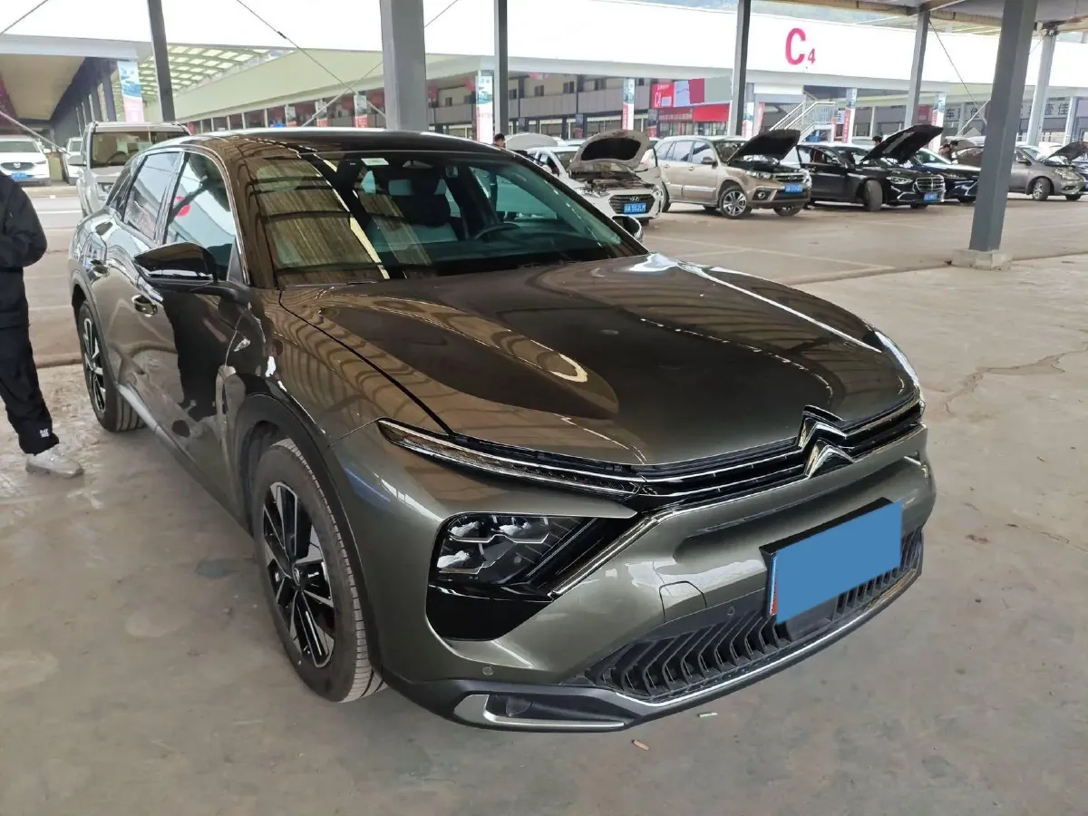 2023 Citroen C5 X 1.6T 175HP L4 8AT,autocango,china used car exporter,china ev exporter,chinese used car exporter,chinese used ev exporter