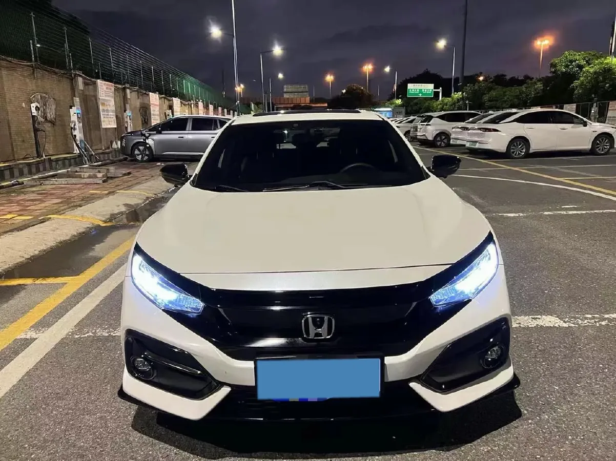 2021 Honda Civic 1.5T 177HP L4 CVT,autocango,china used car exporter,china ev exporter,chinese used car exporter,chinese used ev exporter
