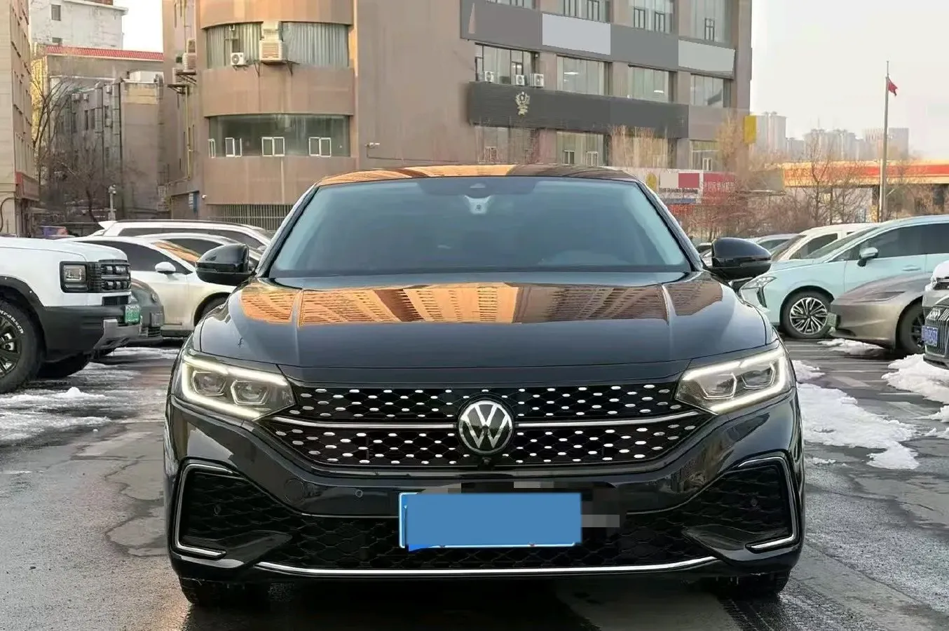 2024 Volkswagen Passat 2.0T 220HP L4 7DCT,autocango,china used car exporter,china ev exporter,chinese used car exporter,chinese used ev exporter