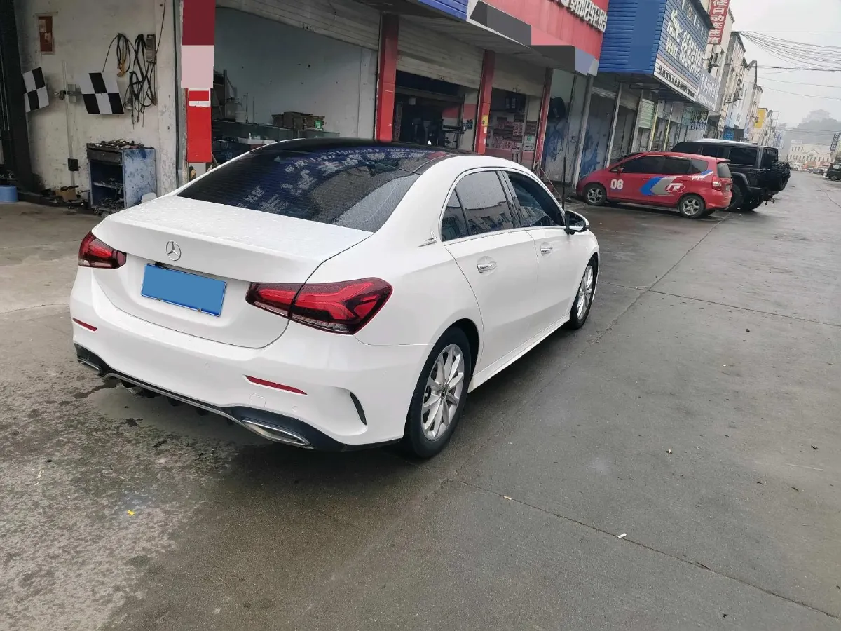 2021 Mercedes-Benz A Class 1.3T 163HP L4 7DCT,autocango,china used car exporter,china ev exporter,chinese used car exporter,chinese used ev exporter