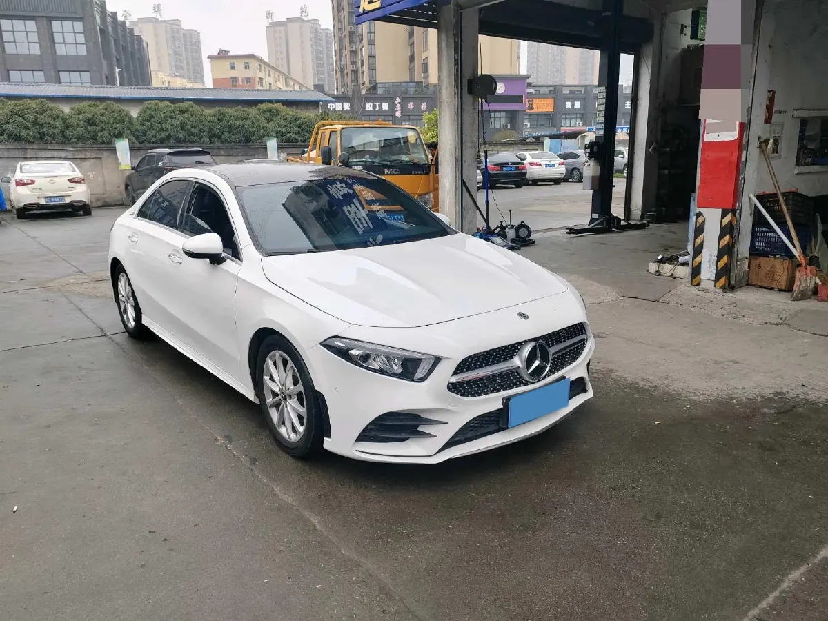 2021 Mercedes-Benz A Class 1.3T 163HP L4 7DCT,autocango,china used car exporter,china ev exporter,chinese used car exporter,chinese used ev exporter