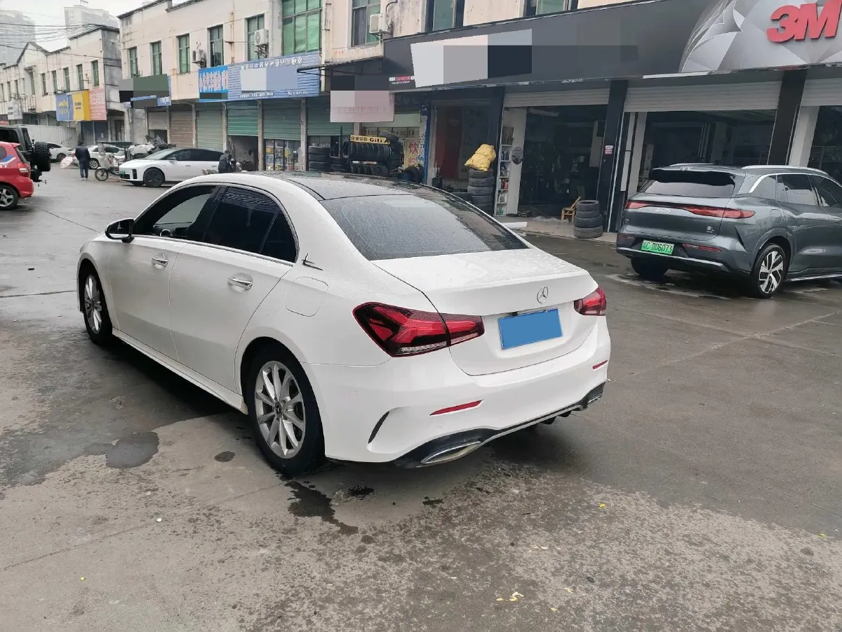 2021 Mercedes-Benz A Class 1.3T 163HP L4 7DCT,autocango,china used car exporter,china ev exporter,chinese used car exporter,chinese used ev exporter