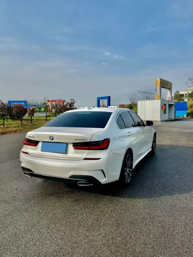 2021 BMW 3 Series 2.0T 156HP L4 8AT,autocango,china used car exporter,china ev exporter,chinese used car exporter,chinese used ev exporter