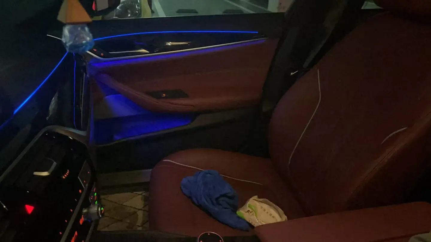 2022 BMW 5 Series 2.0T 184HP L4 8AT,autocango,china used car exporter,china ev exporter,chinese used car exporter,chinese used ev exporter