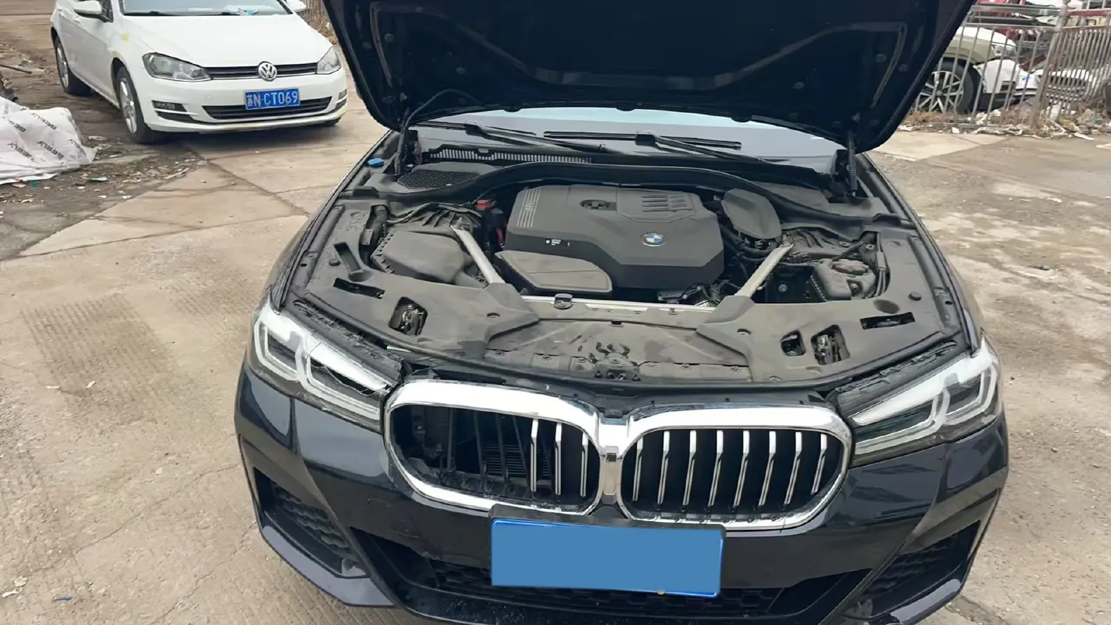 2022 BMW 5 Series 2.0T 184HP L4 8AT,autocango,china used car exporter,china ev exporter,chinese used car exporter,chinese used ev exporter