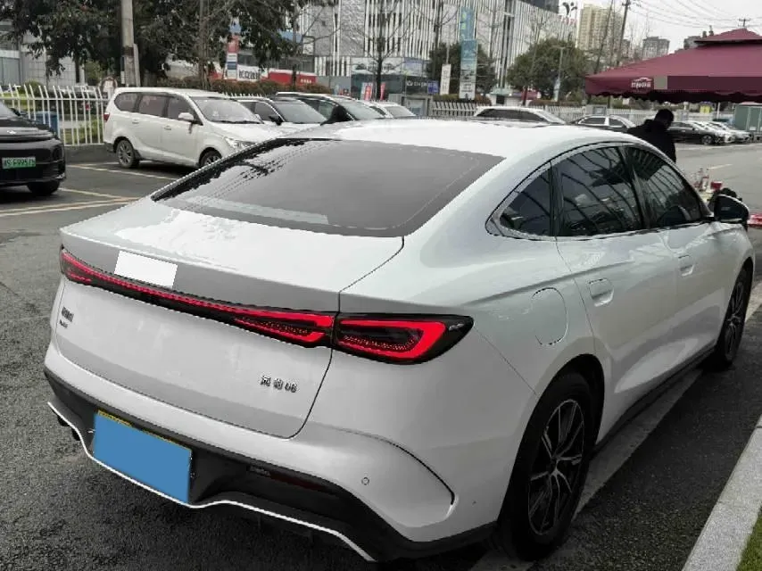 2024 BYD Seal 06 1.5L 101HP L4 E-CVT PHEV 15.87KWH,autocango,china used car exporter,china ev exporter,chinese used car exporter,chinese used ev exporter