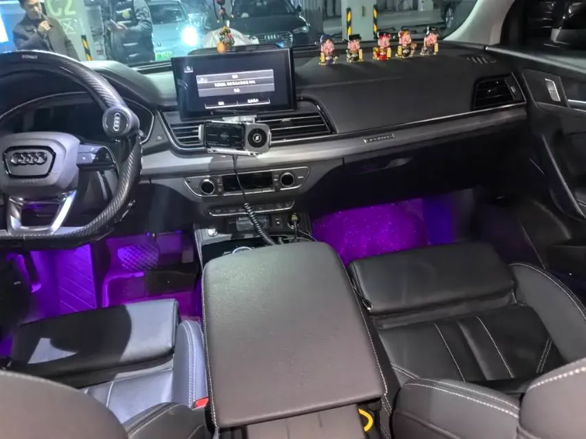 2023 Audi Q5L 2.0T 190HP L4 7DCT,autocango,china used car exporter,china ev exporter,chinese used car exporter,chinese used ev exporter