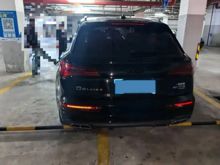 2023 Audi Q5L 2.0T 190HP L4 7DCT,autocango,china used car exporter,china ev exporter,chinese used car exporter,chinese used ev exporter