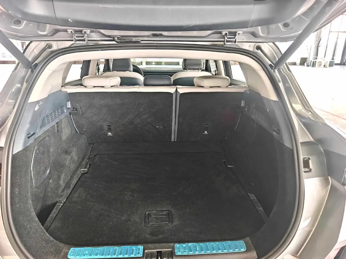 2022 ARCFOX αT BEV 93.6KWH,autocango,china used car exporter,china ev exporter,chinese used car exporter,chinese used ev exporter