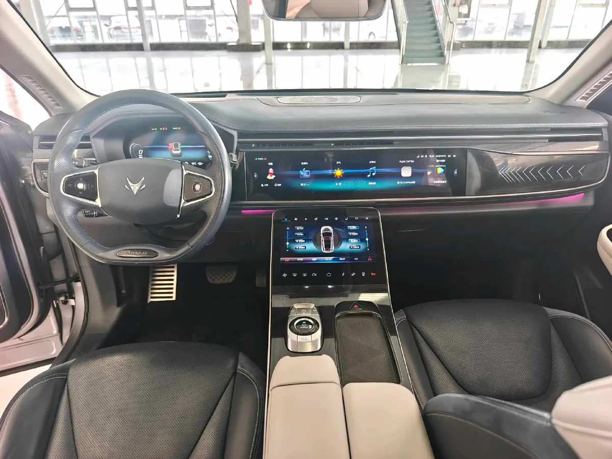 2022 ARCFOX αT BEV 93.6KWH,autocango,china used car exporter,china ev exporter,chinese used car exporter,chinese used ev exporter