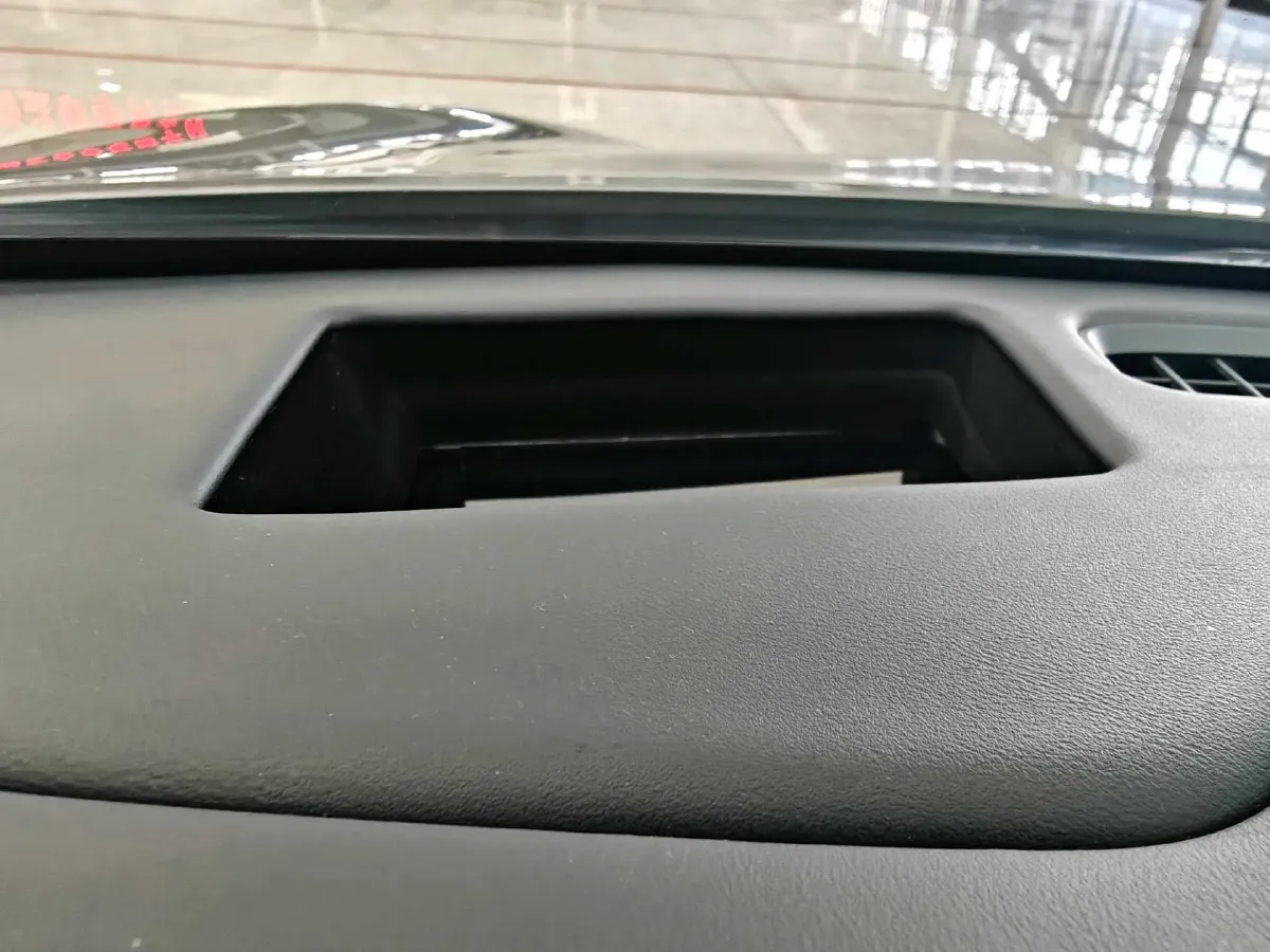 2022 ARCFOX αT BEV 93.6KWH,autocango,china used car exporter,china ev exporter,chinese used car exporter,chinese used ev exporter