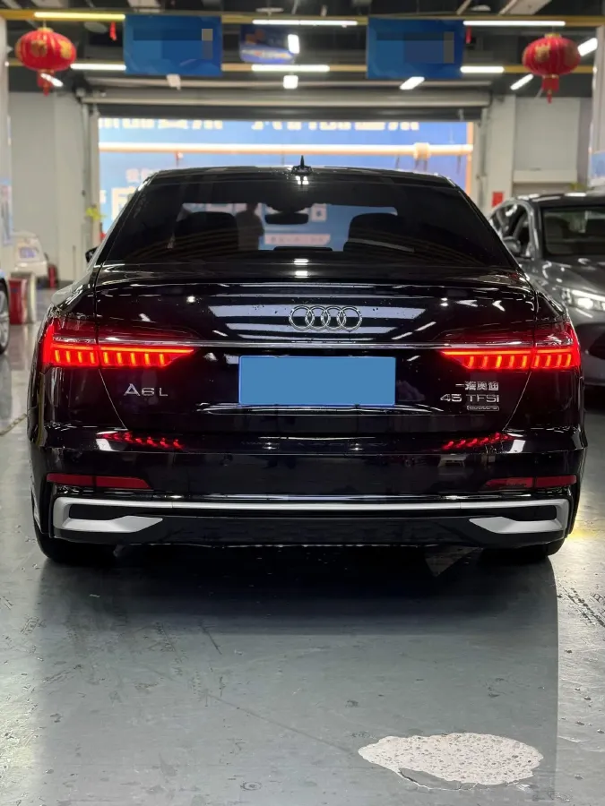 2023 Audi A6L 2.0T 245HP L4 7DCT,autocango,china used car exporter,china ev exporter,chinese used car exporter,chinese used ev exporter